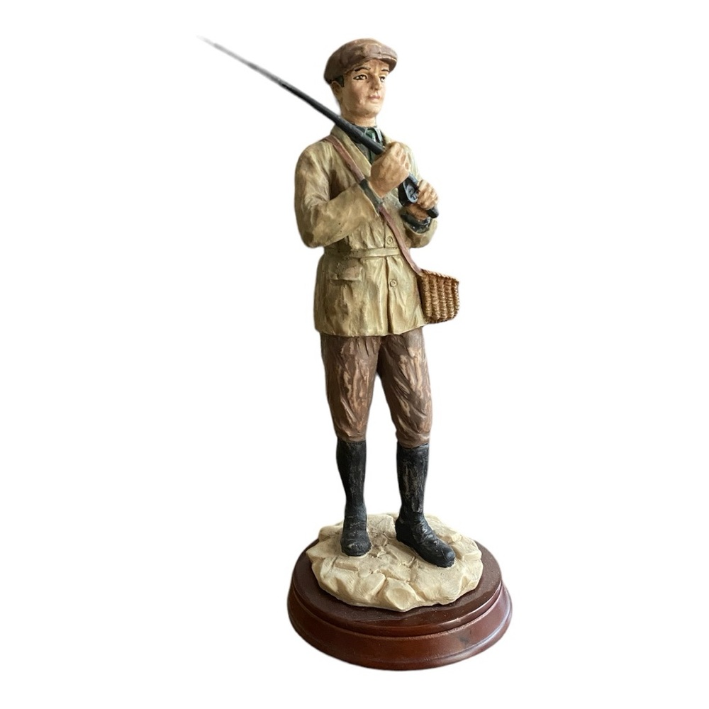 Fly Fisherman figurine with all his gear. 11” tall x 4.5” wide. Excellent cond. - Picture 2 of 7
